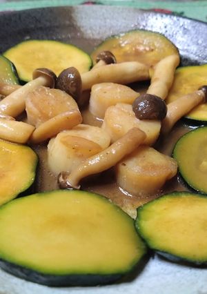 ホタテとズッキ二ーバター醤油炒め-レシピのメイン写真