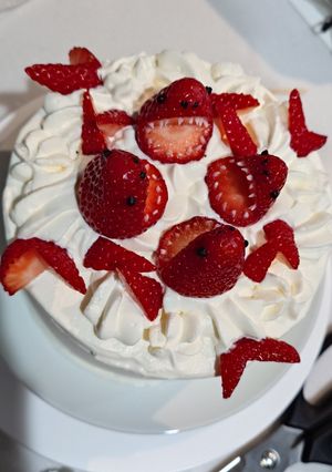 苺サメケーキ-レシピのメイン写真
