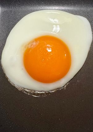 綺麗な目玉焼きの簡単なコツ-レシピのメイン写真