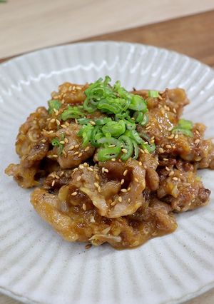 絶品★新玉ねぎと豚こまの甘辛炒め-レシピのメイン写真