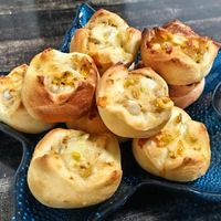 基本からアレンジまで！思わずつくりたくなる「惣菜パン 玉ねぎ
