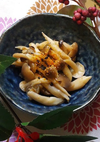 今夜の夕飯の一品に♪レンジでだしきのこ-レシピのメイン写真