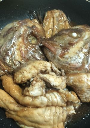 鯛のアラ煮。お酢がミソです。-レシピのメイン写真