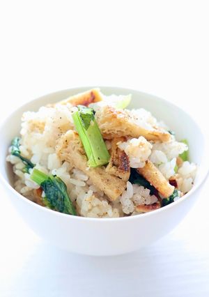 混ぜご飯【小松菜と油揚げの白だしご飯】-レシピのメイン写真