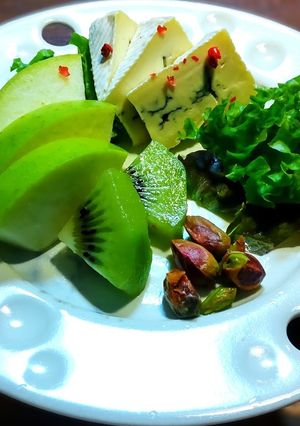 青リンゴ（果物）とブルーチーズでワインのおつまみ-レシピのメイン写真