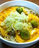 蕗の薹と卵の温かい蕎麦　乾麺の浸水