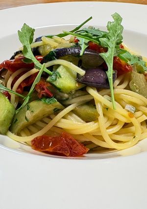 ナスとセミドライトマトのペペロンチーノパスタ♫-レシピのメイン写真