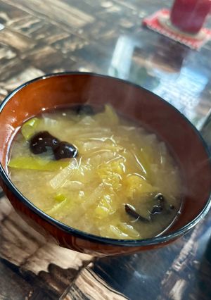 大根・白菜・きくらげ・白ねぎのみそ汁-レシピのメイン写真