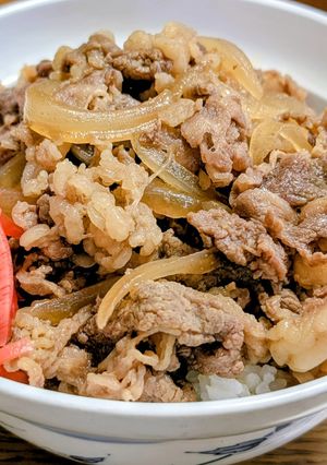 隠し味は蜂蜜と昆布茶？！吉野家風牛丼-レシピのメイン写真