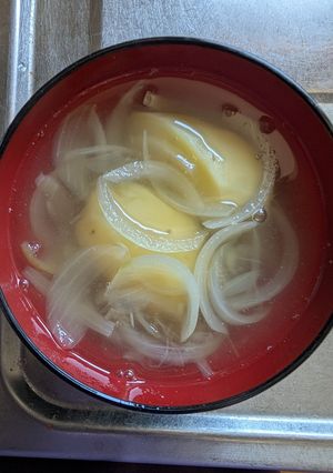簡単★じゃがいもと玉ねぎのコンソメスープ-レシピのメイン写真