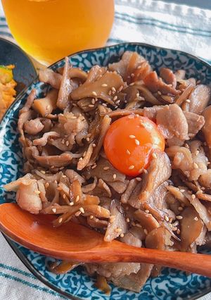 10分で簡単ランチ♪豚バラと舞茸の甘辛丼-レシピのメイン写真