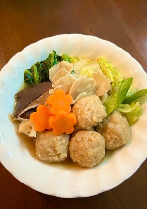 市販の肉団子であったかお鍋-レシピのメイン写真