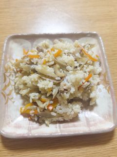 鶏ごぼう飯-レシピのメイン写真