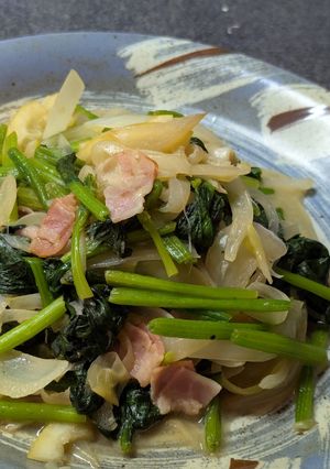 ほうれん草と玉ねぎの塩レモン炒め-レシピのメイン写真