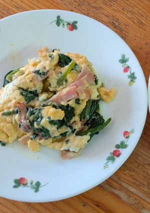 ほうれん草とベーコンの卵とじ🥚-レシピのメイン写真