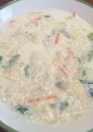 野菜たっぷりシーフード豆乳スープ-レシピのメイン写真