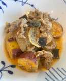 豚バラ肉とさつまいもの胡麻煮