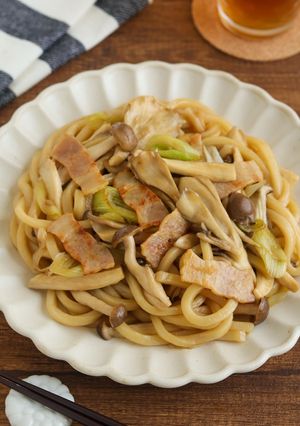 10分で完成！3種きのこの焼きうどん-レシピのメイン写真