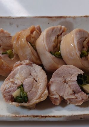 鶏もも肉のロール巻き☘️-レシピのメイン写真
