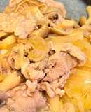 節約にも◎きのこの旨みたっぷり豚丼
