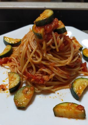 ズッキーニとツナのトマトパスタ-レシピのメイン写真