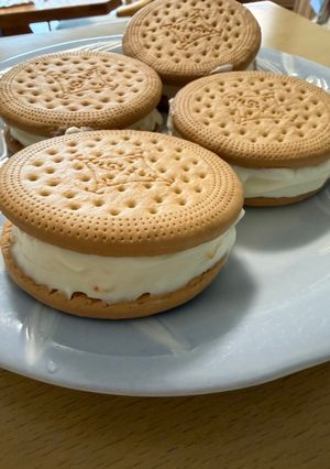 混ぜて挟んで冷やすだけ!クリームサンド-レシピのメイン写真