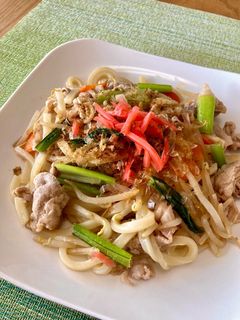 豚こま肉で絶品♪焼きうどん-レシピのメイン写真