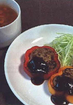 カラフルハンバーグと野菜丸ごとスープ-レシピのメイン写真