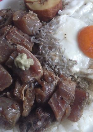 備蓄米でカフェ丼V61マグロのヅケ月見-レシピのメイン写真