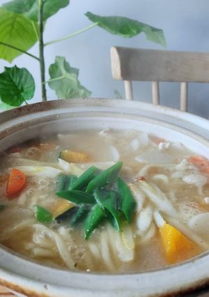 白だしで山梨のほうとう鍋うどん☆風邪の時-レシピのメイン写真