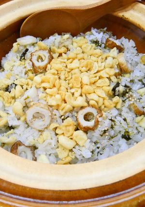 【土鍋】のりとちくわの炊き込みごはん-レシピのメイン写真