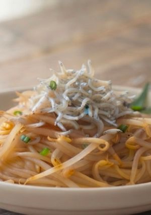 モヤシしらすパスタ♪ワンパン♪簡単夕食昼食♪節約-レシピのメイン写真