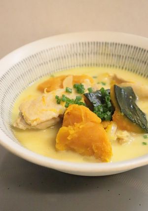 だし不要★鶏手羽中スティックとカボチャのスープ-レシピのメイン写真