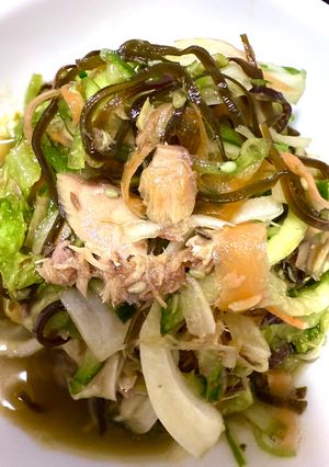 鯖缶と新玉ねぎ♾サラダ-レシピのメイン写真