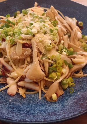 たこと舞茸のペペロンチーノ-レシピのメイン写真