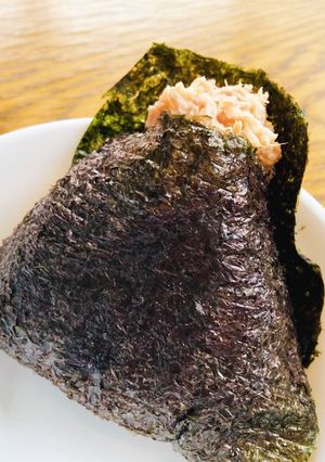 山わさび入り♪ツナわさマヨおにぎり-レシピのメイン写真