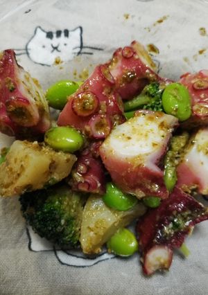 タコとじゃがいもときゅうりのバジルサラダ-レシピのメイン写真