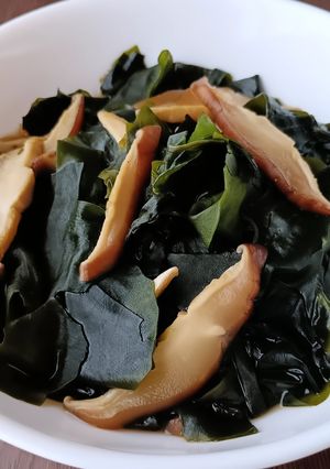 わかめとしいたけの煮物-レシピのメイン写真