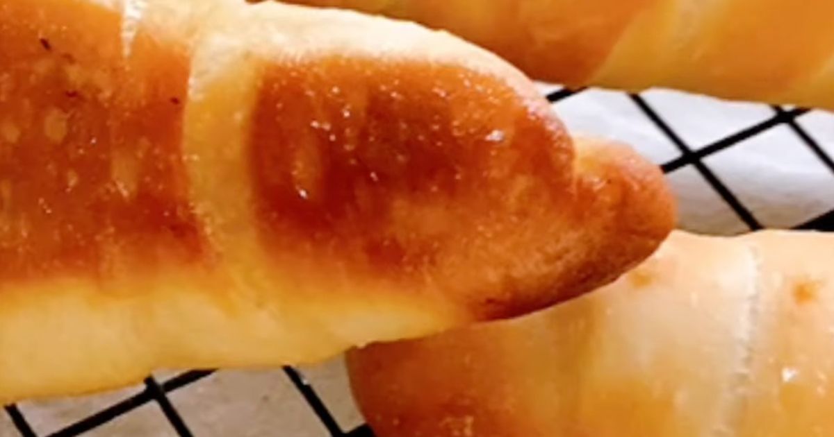 塩パン 海藻バターの塩パン | TruffleBAKERY（トリュフベーカリー