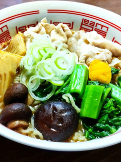 豚シャブ肉とかつお菜の無化調ラーメン-レシピのメイン写真