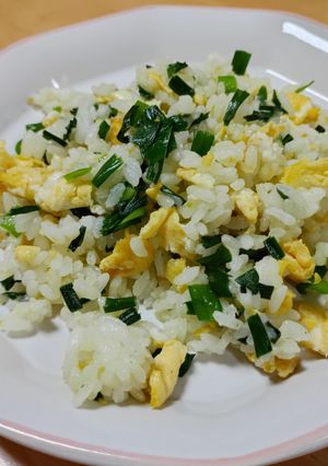 ニラたま炒飯-レシピのメイン写真