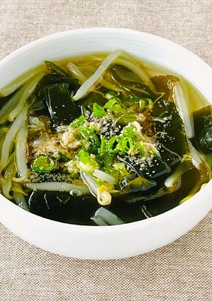防災レシピ🍲ワカメともやしの中華スープ-レシピのメイン写真