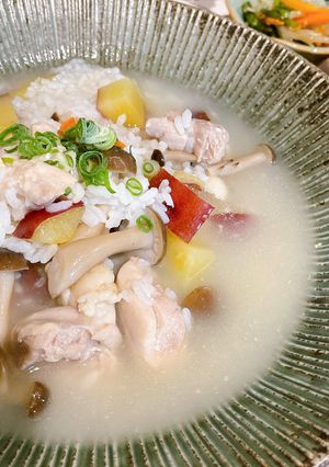 鶏とさつまいもの秋雑炊-レシピのメイン写真