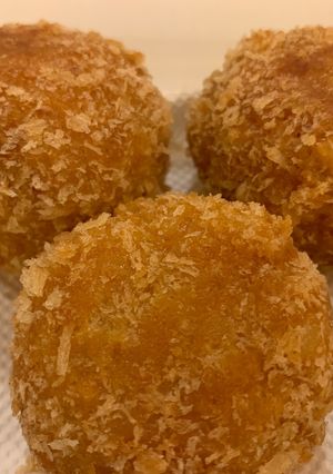 生ハムとチーズのライスボールコロッケ-レシピのメイン写真