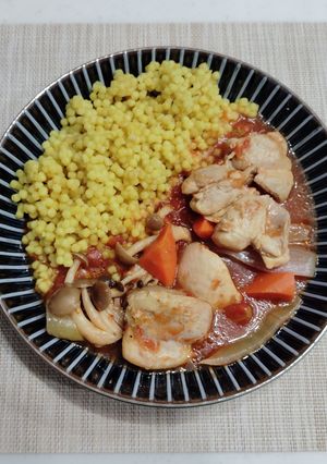 鶏もも肉煮込みのクスクス添え-レシピのメイン写真