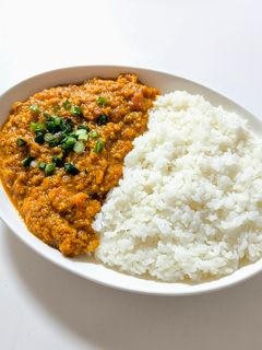 すりおろしにんじんと玉ねぎのキーマカレー-レシピのメイン写真