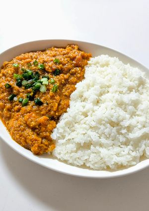 すりおろしにんじんと玉ねぎのキーマカレー-レシピのメイン写真
