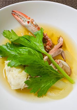 タマネギとワタリガニのスープ🧅🦀-レシピのメイン写真