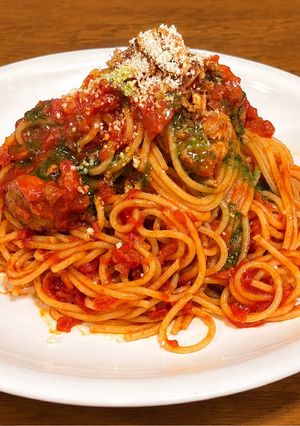 人類に媚びた鶏ももトマトパスタ-レシピのメイン写真