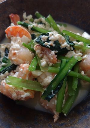 むきえびと小松菜のコンソメ豆腐炒め-レシピのメイン写真
